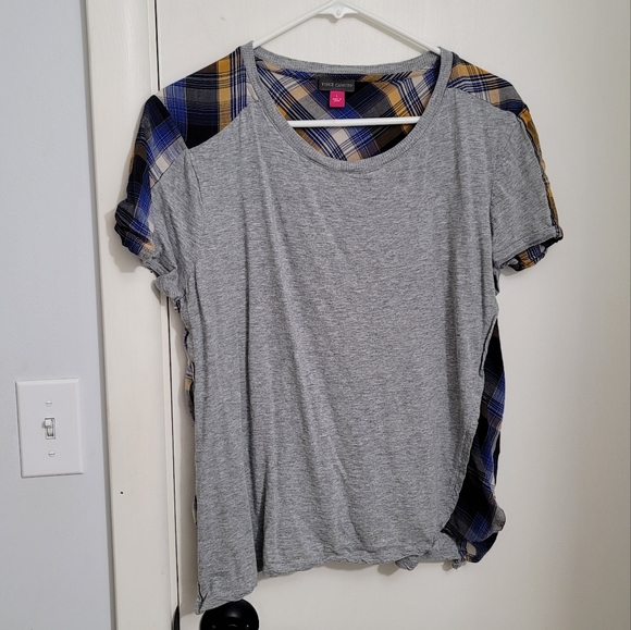 Vince Camuto Tops - Women's T-Shirt